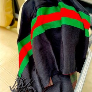 Beautiful One Size Fits all Wrap